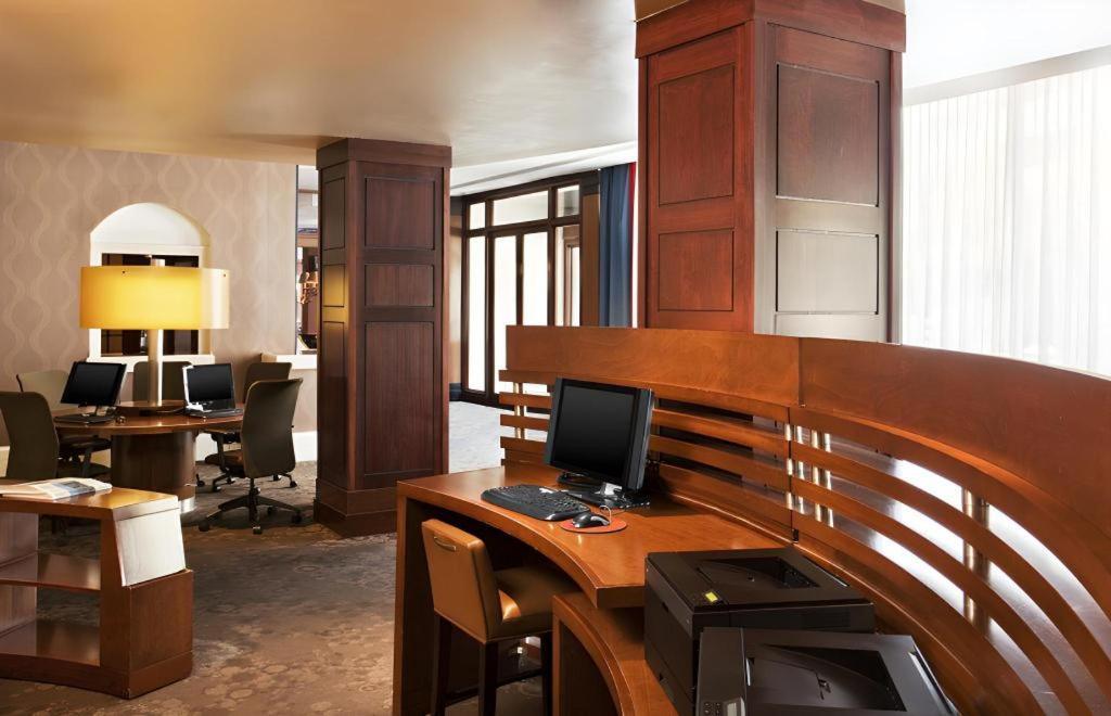 Hotel Baltimore Downtown-Inner Harbor ภายนอก รูปภาพ